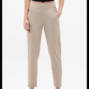 Athleta Brooklyn Mid Rise Ankle Pant Size 8 Light Beige G